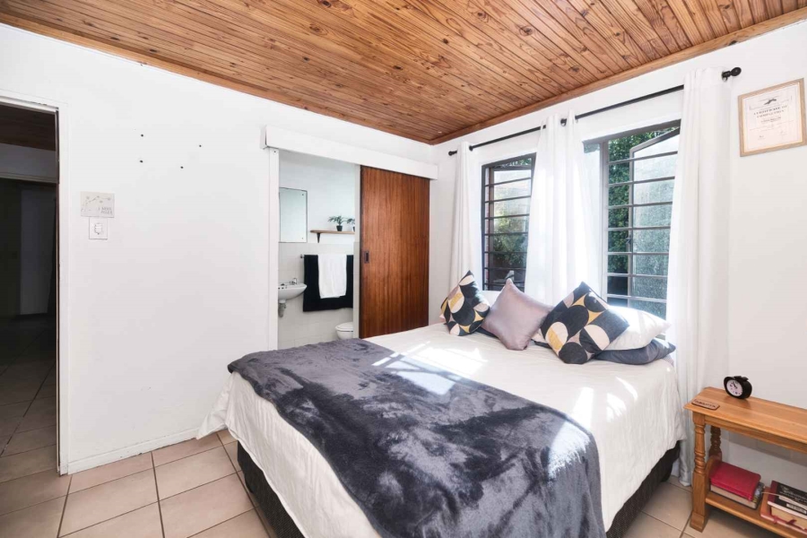 2 Bedroom Property for Sale in Westcliff Western Cape
